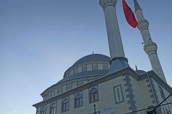 Akçaköy Cami - Resim 7