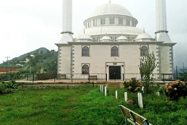 Akçaköy Cami - Resim 2