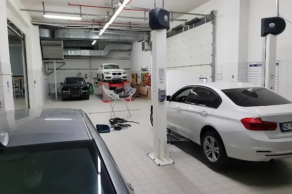 Köprülü Oto BMW Yetkili Servisi - Resim 15