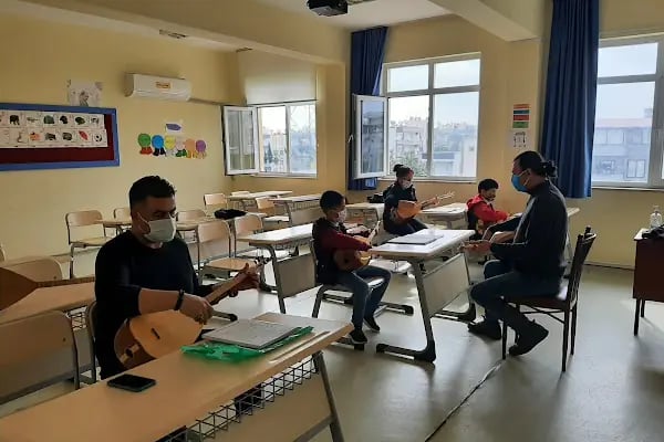 Toroslar Halk Eğitim Merkezi - Resim 14