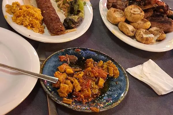 Değirmen Restaurant - Uludağ Yolunda Manzara ve Lezzet - Resim 3