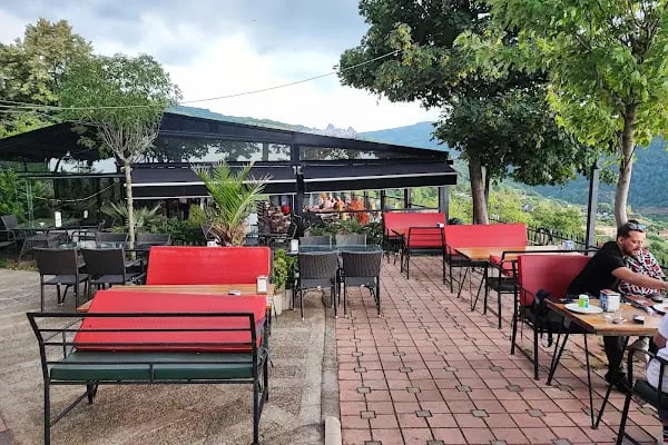 Değirmen Restaurant - Uludağ Yolunda Manzara ve Lezzet - Resim 2