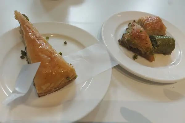 İmam Çağdaş Kebap Ve Baklava Salonu - Resim 9