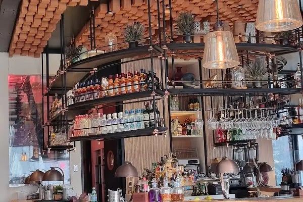 Rosemary Cafe &amp; Restaurant Bar - Resim 8