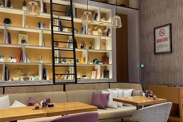 Rosemary Cafe &amp; Restaurant Bar - Resim 12