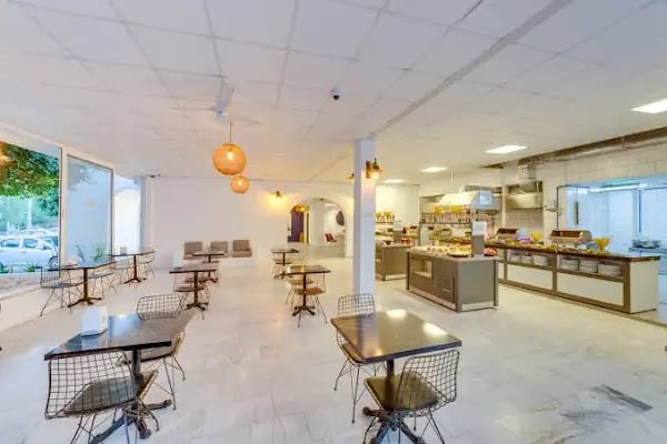 The Hello Hotel - Resim 10
