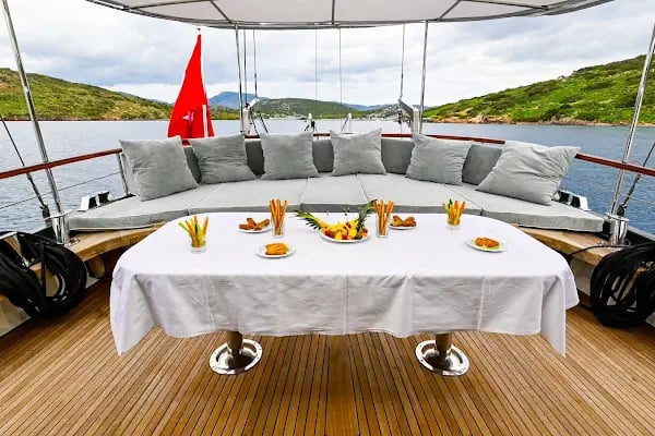 Yusufum Yatçılık, Bodrum Tekne Turu, Bodrum Boat Trips, Motoryat Kiralama, Bodrum Korsan Teknesi - Resim 2