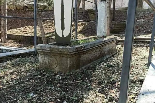 Kesikbaş hz Türbesi - Resim 5