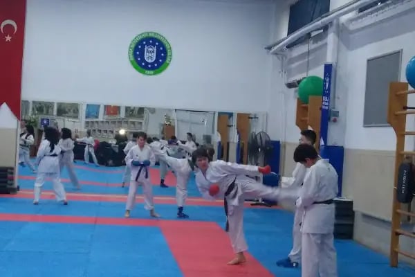 Bursa Büyükşehir Belediyesi Spor Tesisleri Tenis Kortları - Resim 5