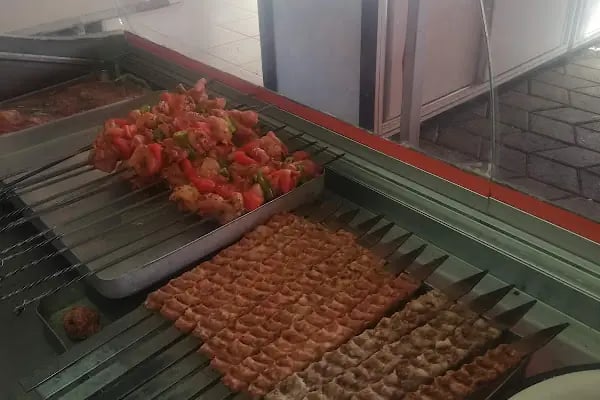 Çamlıca Cafe &amp; Restaurant - Resim 2