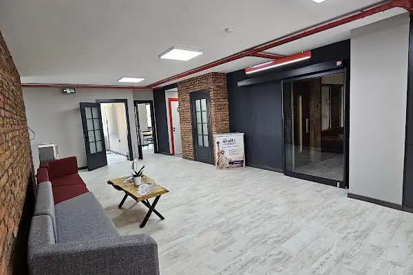ALTC Amerikan Dil Eğitim Merkezi Kızılay Şubesi İngilizce Kursu - Resim 13
