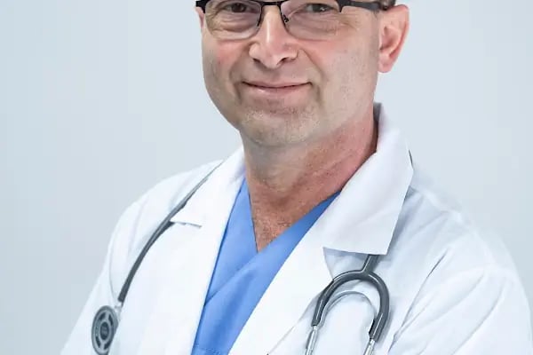 Prof. Dr. Adnan GİRAL Gastroenteroloji ve İç Hastalıkları Uzmanı - Resim 7
