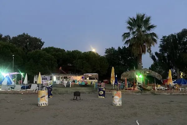 Barcelona Beach Camping Orjan - Resim 13