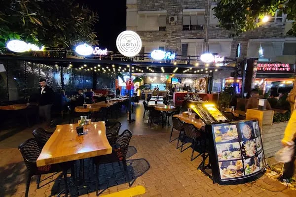 Le Chevy Restaurant - Resim 7