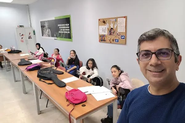 Cem Morkoç Sanat Atölyesi - Resim 18