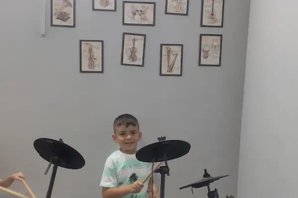 Cem Morkoç Sanat Atölyesi - Resim 7