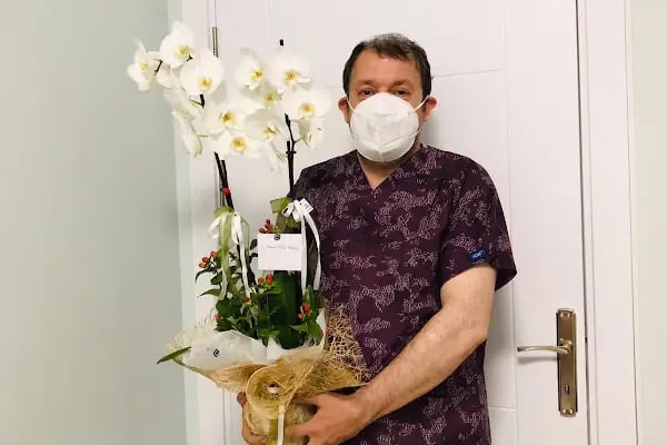 Estetik ve Plastik Cerrah | Doç. Dr. Hasan Mete Aksoy | Kocaeli - Resim 2
