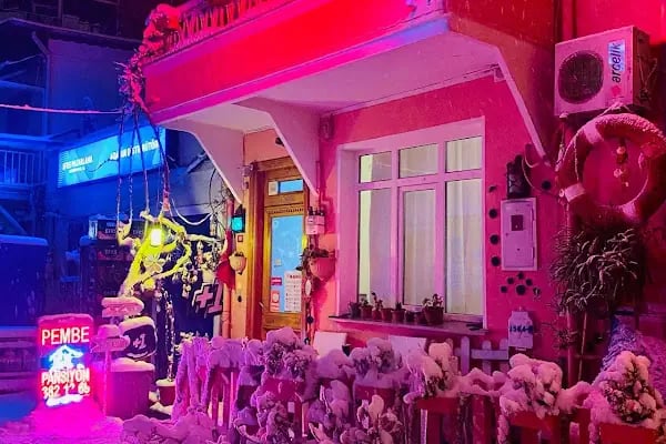PEMBE PANSİYON BÜYÜKADA - Resim 8