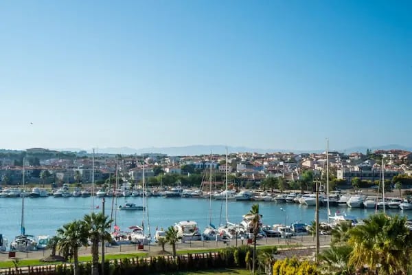 VİRA Yachting &amp; Rowing Club Haliç - Vira Yatçılık - Resim 2