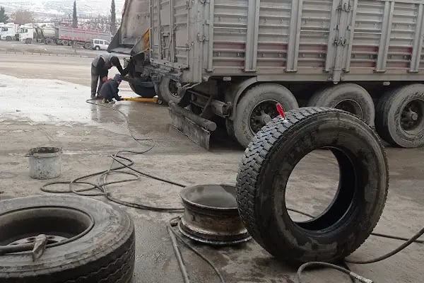 En yakın oto lastik Avanoğlu oto lastik LASTİKCİ ALİ - Resim 5