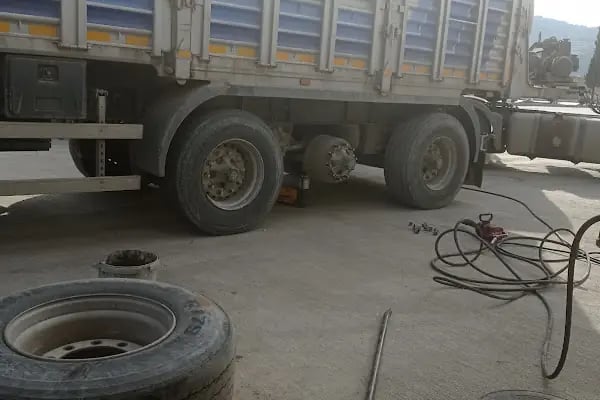 En yakın oto lastik Avanoğlu oto lastik LASTİKCİ ALİ - Resim 14
