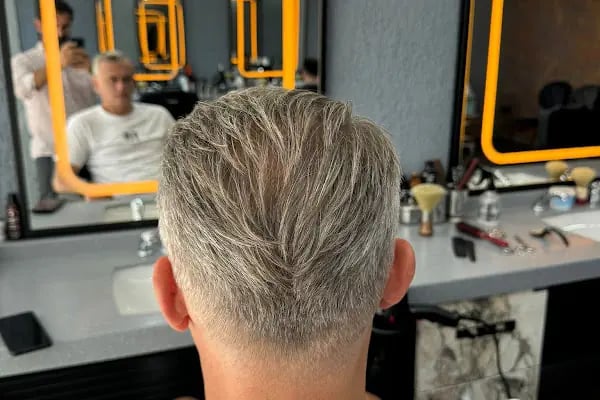 By Yaşar Kuvvetli Bodrum - Berber / Barber - Resim 3