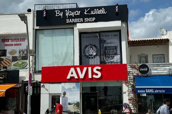 By Yaşar Kuvvetli Bodrum - Berber / Barber - Resim 2