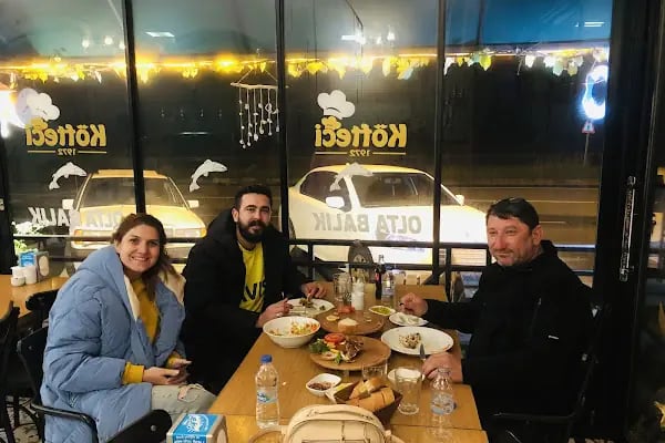 Cihangir Köfte Balık Haşlama - Resim 17