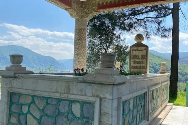 Karincali Dede Türbesi - Resim 3