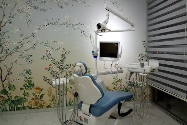 Dt.M.Ali ÖLMEZ - Konya Gece Açık Diş Hekimi | 24 saat açık diş | Gece açık dişçi | Nöbetçi dişçi |Pazar Günü Açık Diş Kliniği - Resim 3