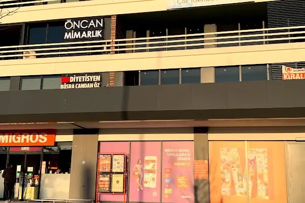 Uzm. Dt. Ayşe Menzek Yıldırım Ortodonti Kliniği, Konya Ortodonti Uzmanı, Şeffaf Plak Tedavisi, Diş Teli Uygulaması - Resim 5