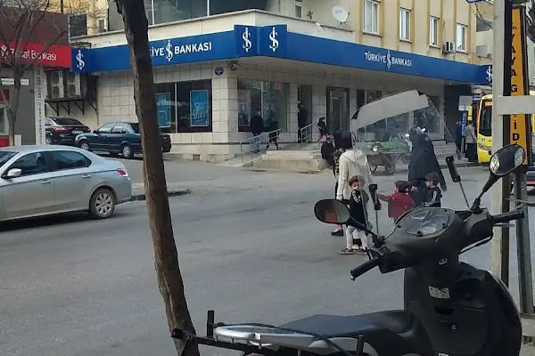 Türkiye İş Bankası Cumhuriyet Mahallesi/Gaziantep Şubesi - Resim 4