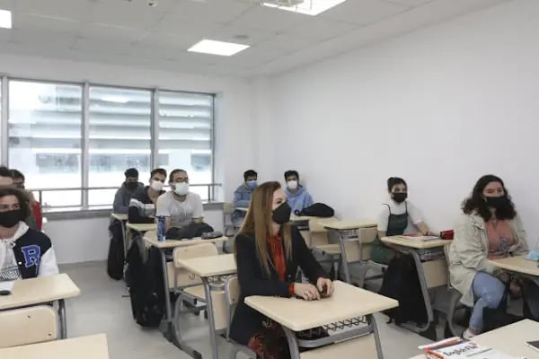Dokuz Eylül Üniversitesi Yabancı Diller Yüksekokulu - Resim 4
