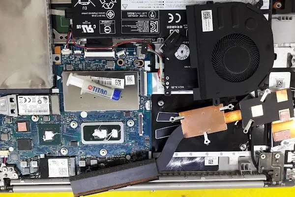 TeknoBook Bilgisayar ve Notebook Onarım Tamir Merkezi - Resim 13
