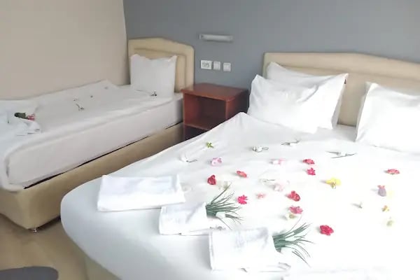 Çeşmeli Hotel - Resim 17
