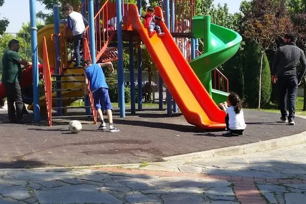 Bezirganbahçe Parkı - Resim 6
