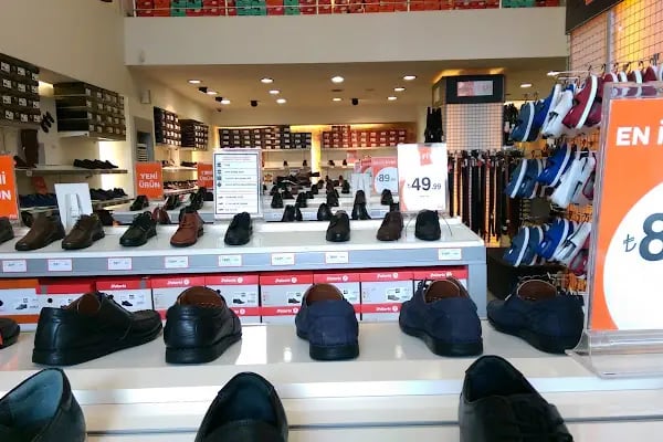 FLO Gaziantep G.M.Paşa Cadde Mağazası - Resim 19