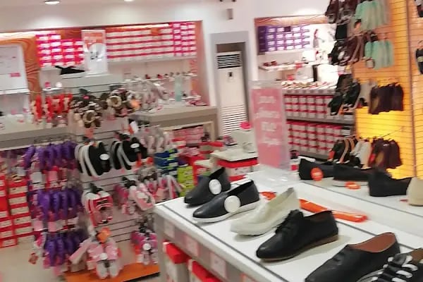 FLO Gaziantep G.M.Paşa Cadde Mağazası - Resim 14
