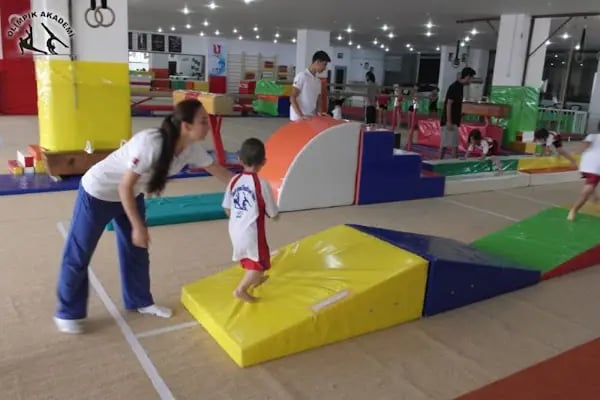 Olimpik Akademi Cimnastik - Resim 3