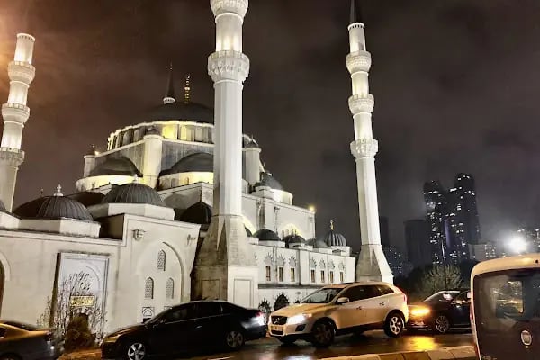 Mimar Sinan Camii - Resim 4