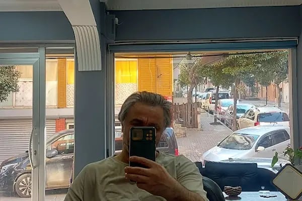 Kadir Elçi Berber Salonu - Resim 4