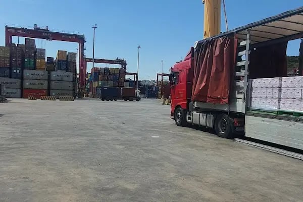 Yılport Liman İşletmeleri - Resim 8
