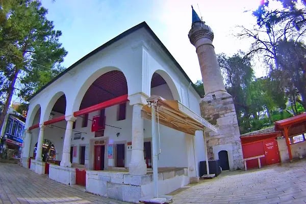 Merkez Adliye Cami - Resim 17