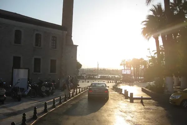 Merkez Adliye Cami - Resim 10