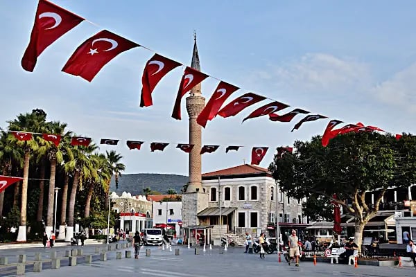 Merkez Adliye Cami - Resim 12