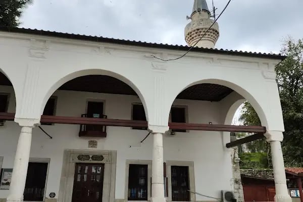 Merkez Adliye Cami - Resim 9