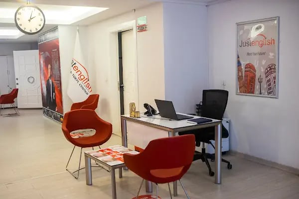 Just English Dil Okulları - İngilizce Kursu Bursa-Fsm Bulvarı - Resim 19