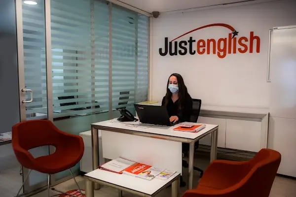 Just English Dil Okulları - İngilizce Kursu Bursa-Fsm Bulvarı - Resim 18
