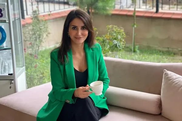 DERYA BULUT Essplus - Resim 3
