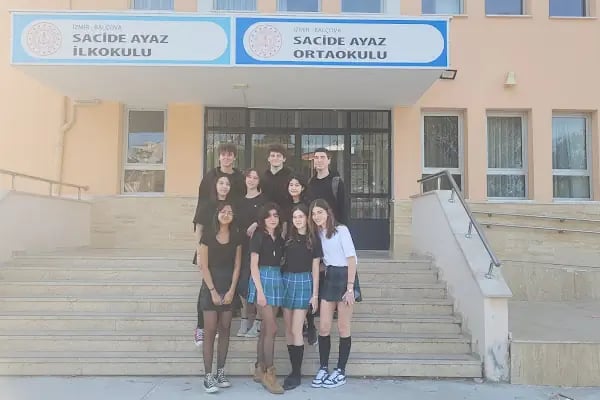 Sacide Ayaz İlk ve Ortaokulu - Resim 4